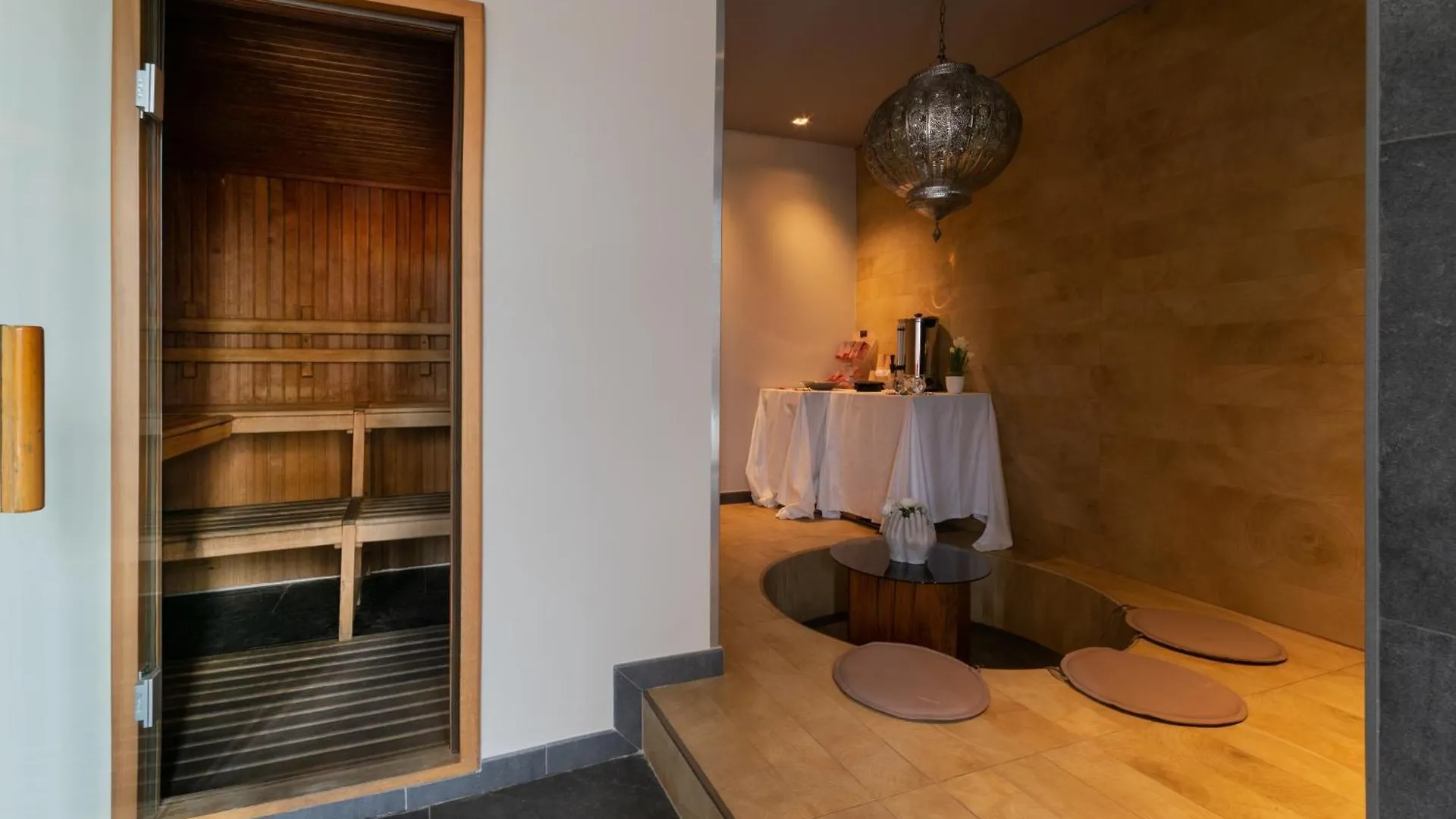 Admiral Park Hotel Zola Predosa 4*,  İtalya
