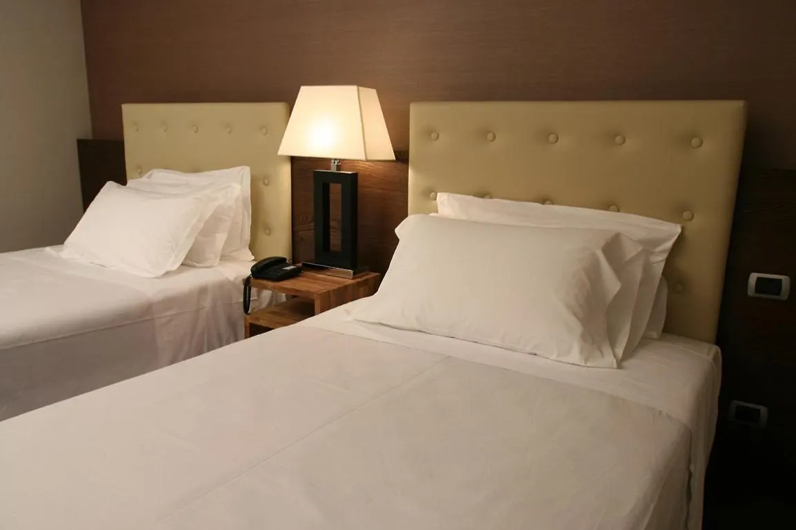 Admiral Park Hotel زولا بريدوسا
